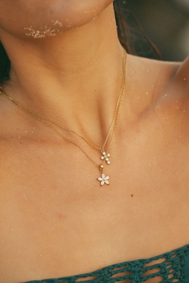 Coral Bloom Necklace