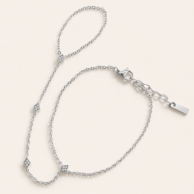 Virelle Crystal HandChain