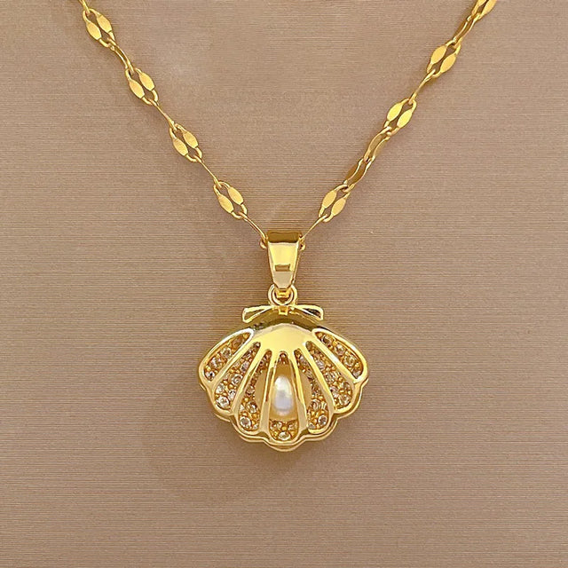 Waikiki Pearl Necklace
