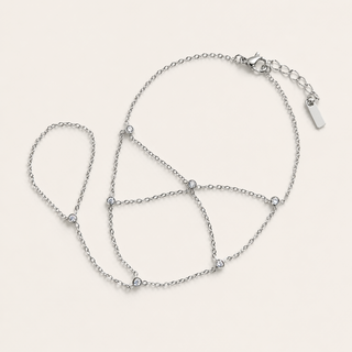 Solene HandChain